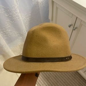 UO Ecote Tan Hat
